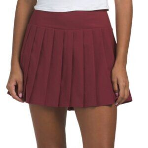 TOMMY BAHAMA UPF 50 Pleated Skort Size XL, Color Cabernet, NWT!!!